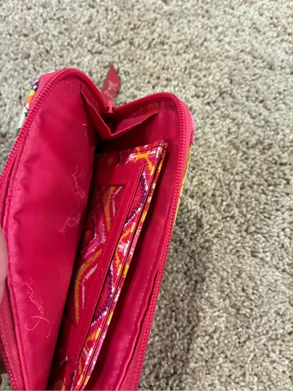 Vera Bradley Pink Floral Quilted Wristlet Wallet with Multicolor Print - Picture 4 of 4